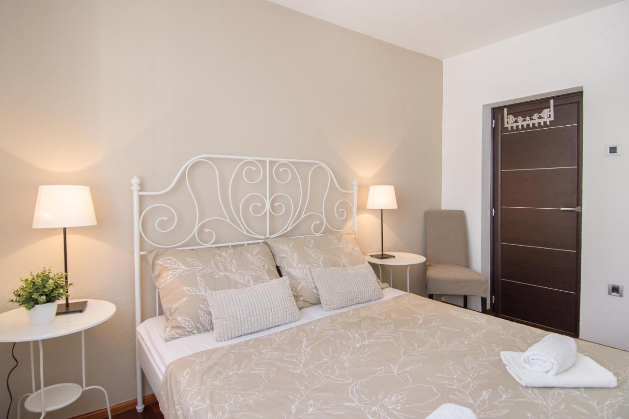 Apartment Stefi Poreč Dış mekan fotoğraf